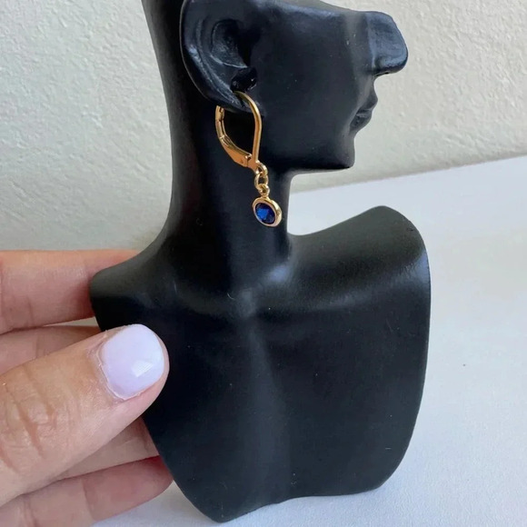 Vintage Gold Tone Drop Earrings with Blue Crystal - Picture 4 of 7